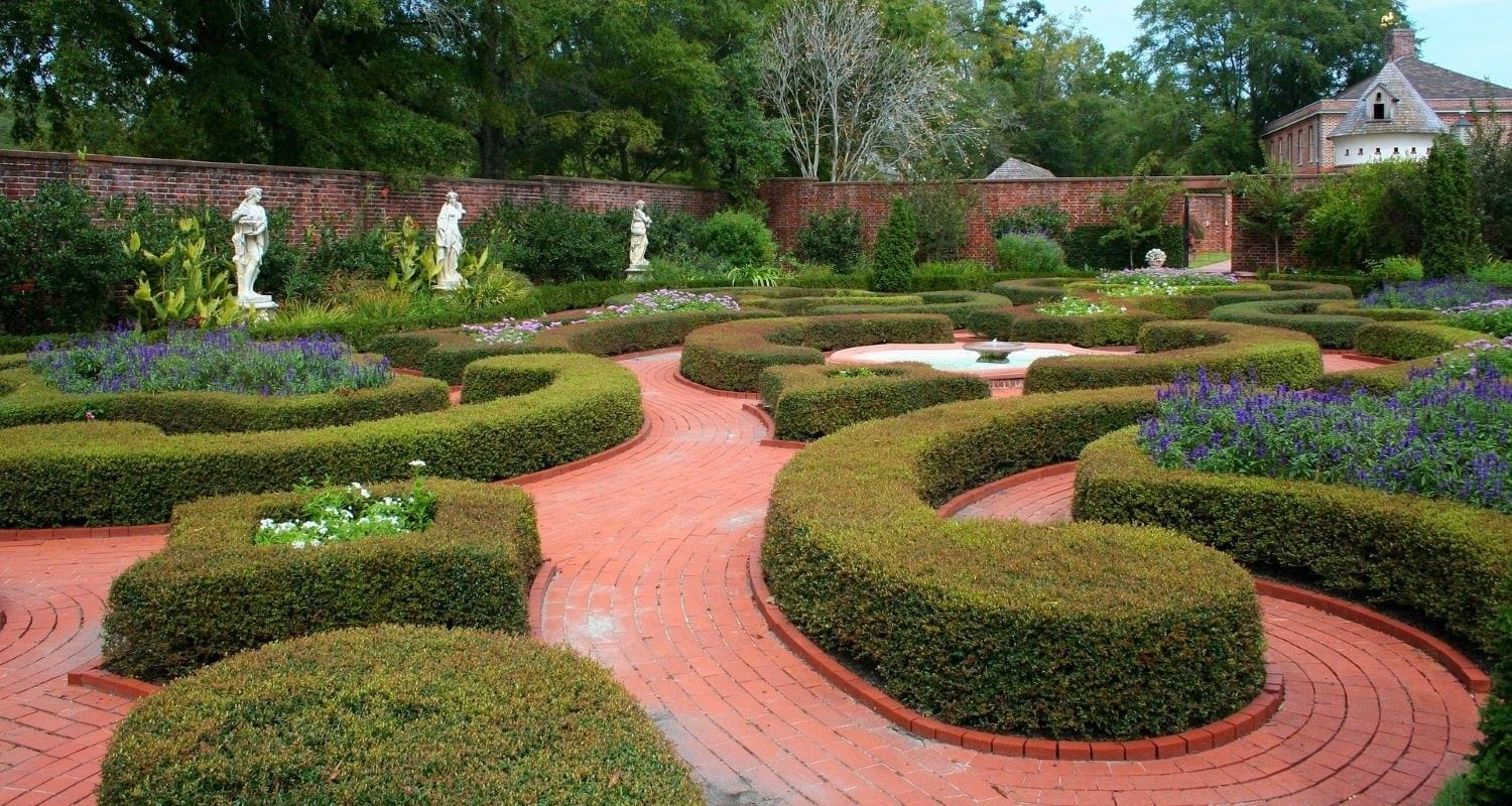 Formal Gardens: Design, Plants & Ideas – Roots Plants